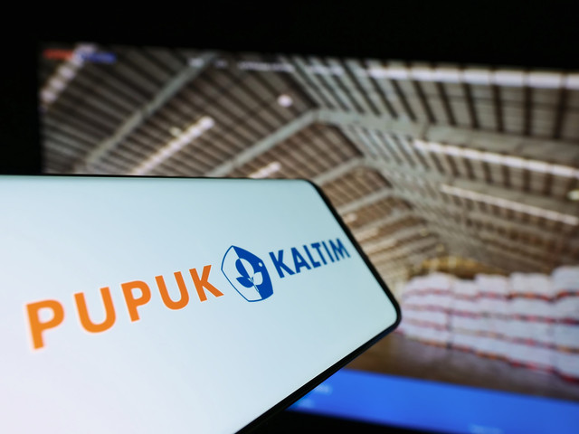 Ilustrasi Pabrik Pupuk Kaltim. Foto: Shutterstock