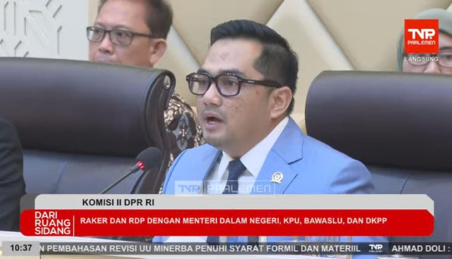 Ketua Komisi II DPR Rifqinizamy Karsayuda. Foto: YouTube/ TVR Parlemen