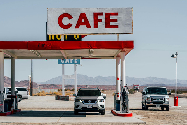 Ilustrasi Rest area Cibubur - Sumber: pexels.com/@rickyrecap/