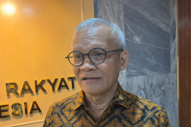 Wakil Ketua Komisi II DPR RI Aria Bima ditemui di gedung Parlemen, Senayan, Jakarta pada Senin (3/2/2025). Foto: Abid Raihan/kumparan