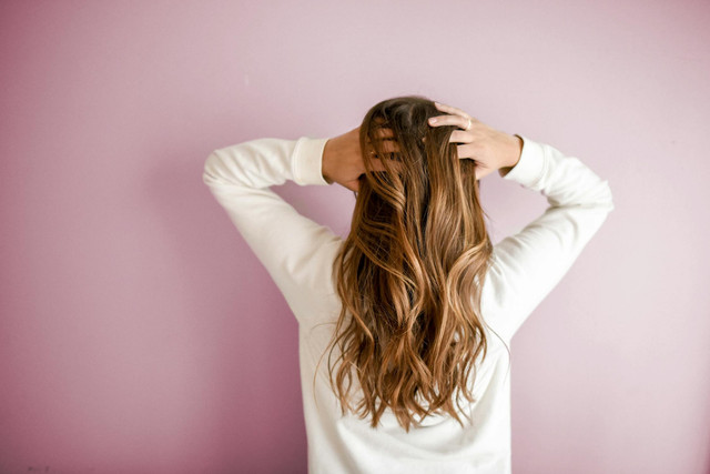 Ilustrasi tips memilih warna rambut. Foto: Pexels.com/Element5 Digital