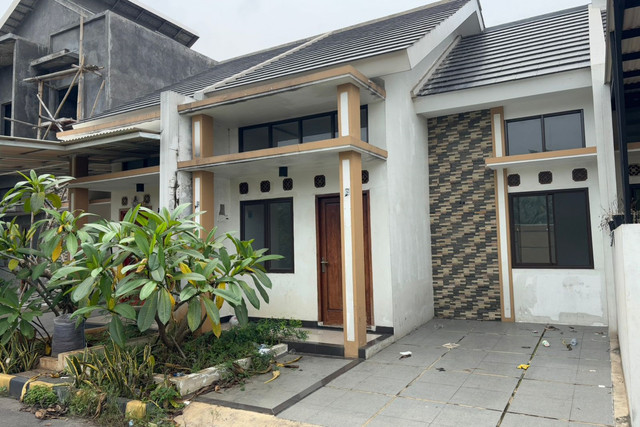 Kondisi terkini beberapa rumah di atas tanah yang bersengketa di Setia Mekar, Tambun Selatan, Bekasi, Selasa (4/2/2025). Foto: Abid Raihan/kumparan