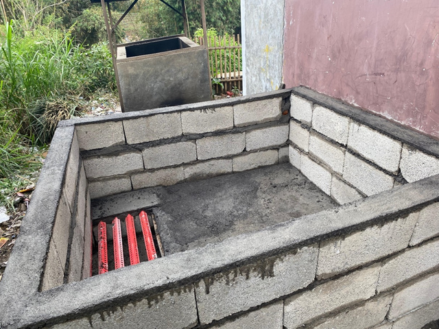 Proses Pembuatan Tempat Pembuangan Akhir (TPA) hari pertama