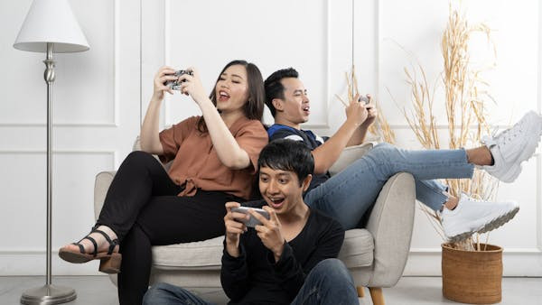 Ilustrasi rekomendasi game survival mabar 2025. Foto: Pexels.com/Afif Ramdhasuma