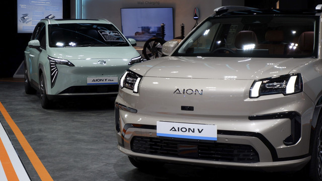 Mobil listrik AION saat pameran Indonesia International Motor Show (IIMS) 2025 JIExpo Kemayoran, Jakarta. Foto: Sena Pratama/kumparan