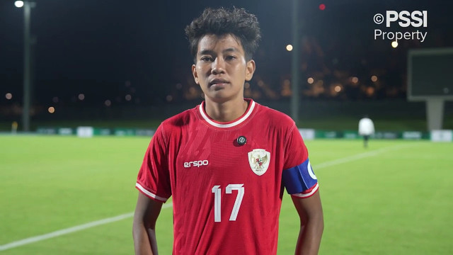 Vivi Oktavia, kapten Timnas Wanita Indonesia saat melawan Arab Saudi. Foto: PSSI