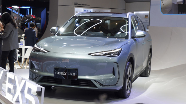 Mobil listrik Geely EX5 di IIMS 2025. Foto: Sena Pratama/kumparan