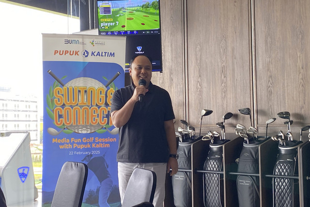 Vice President (VP) Communication Corporate PT Pupuk Kalimantan Timur (Kaltim) Anggono Wijaya dalam acara Swing and Connect PT Pupuk Kaltim di Jakarta, Sabtu (22/2/2025). Foto: Muhammad Fhandra Hardiyon/kumparan