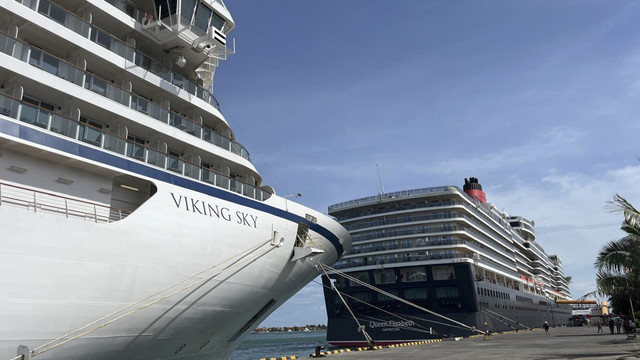 Pelabuhan Benoa, Bali mencetak rekor sandarkan 3 kapal pesiar internasional secara bersamaan, Jumat (21/2/2025). Foto: Dok. Kementerian BUMN