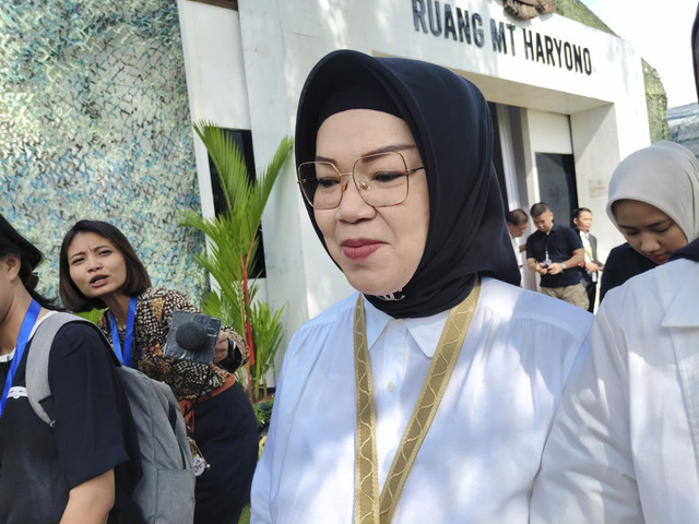 Bupati Sukoharjo Etik Suryani di retreat kepala daerah di Akmil, Magelang, Senin (24/2/2025). Foto: Arfiansyah Panji Purnandaru/kumparan