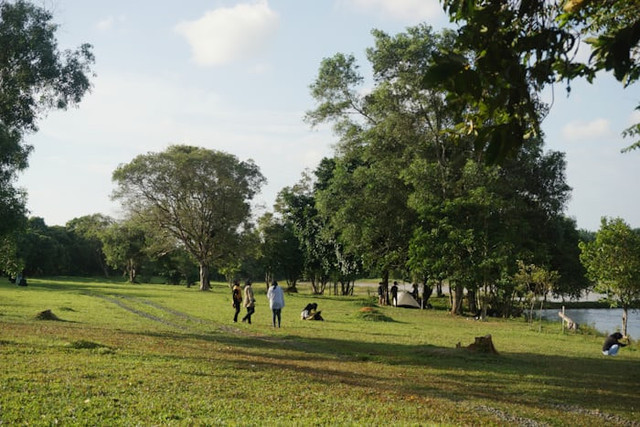 Taman Wisata Sigantang. Foto hanyalah ilustrasi bukan tempat sebenarnya. Sumber: Unsplash/M. Zakiyuddin Munziri