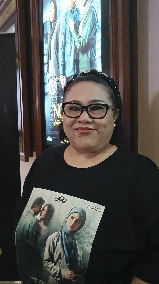 Nunung dalam konferensi pers Film NORMA: Antara Mertua dan Menantu, Rabu (26/2/2025). Foto: Giovanni/kumparan