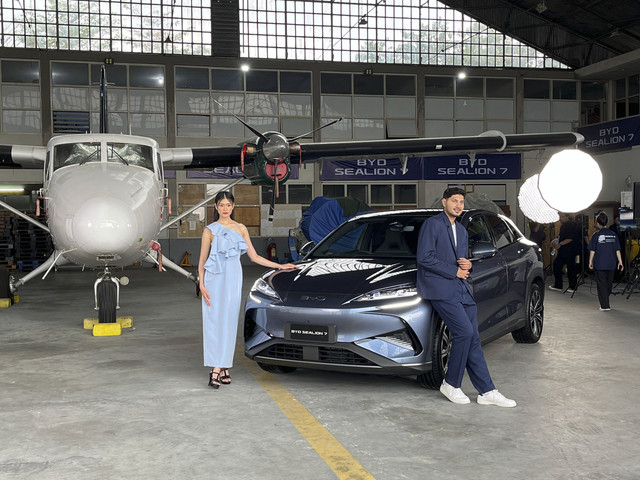 Tes drive BYD Sealion 7 di Lanud Husein Sastranegara, Bandung. Foto: Fitra Andrianto/kumparan