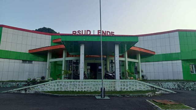 Tampak Depan Rumah Sakit Umum Daerah Kabupaten Ende, Dokumentasi : Rian Ndjandji/Dokementasi Hp