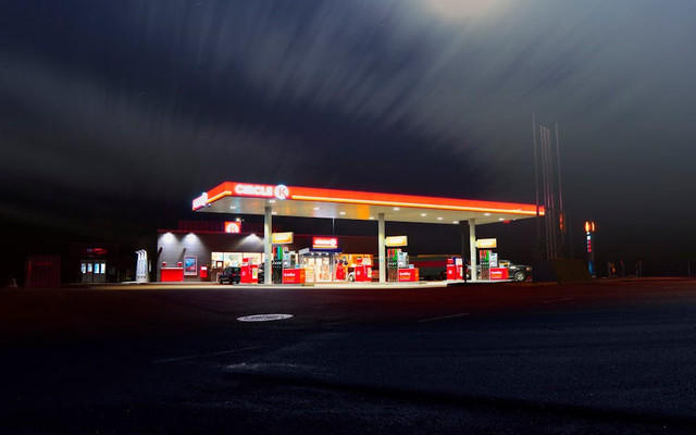 SPBU Selain Pertamina di Jogja. Foto hanya ilustrasi, bukan tempat sebenarnya. Sumber: pexels.com/Jonathan Petersson