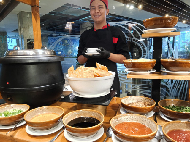 Ilustrasi berbuka puasa/Dokumen Kumparan. 