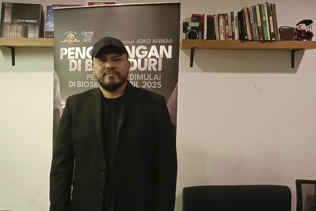 Sutradara film Joko Anwar dalam Roundtable Interview film Pengepungan Di Bukit Duri, kantor Come and See Pictures, Cipete, Jakarta Selatan, Selasa (4/3/2025).  Foto: Giovanni/kumparan