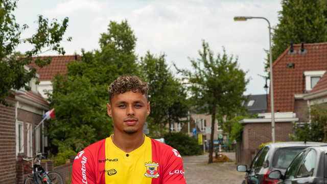 Dean James bersama Go Ahead Eagles. Foto: ga-eagles.nl