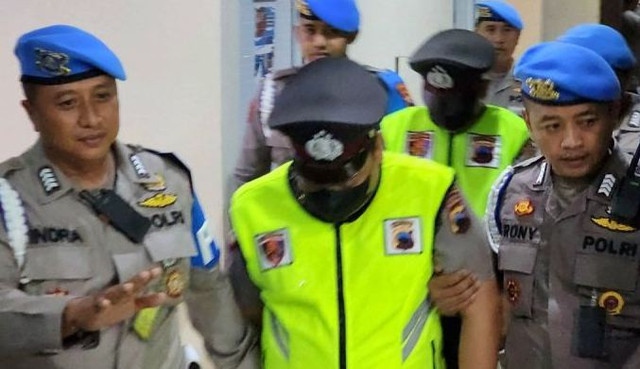 2 polisi Polda Kepri dipecat, dalam sidang etik pemerasan pengguna narkoba. Dok: Antara