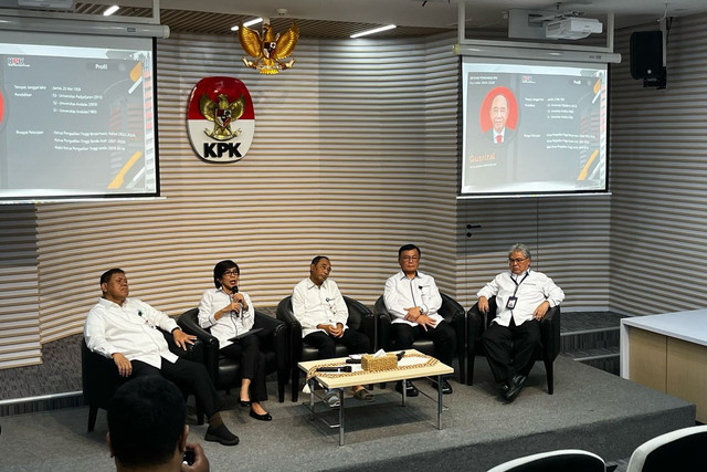 Dewan pengawas KPK di Gedung Merah Putih KPK, Jakarta, Senin (10/3/2025). Foto: Rayyan Farhansyah/kumparan