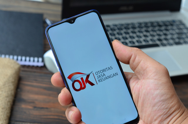 Ilustrasi OJK. Foto: Shutterstock