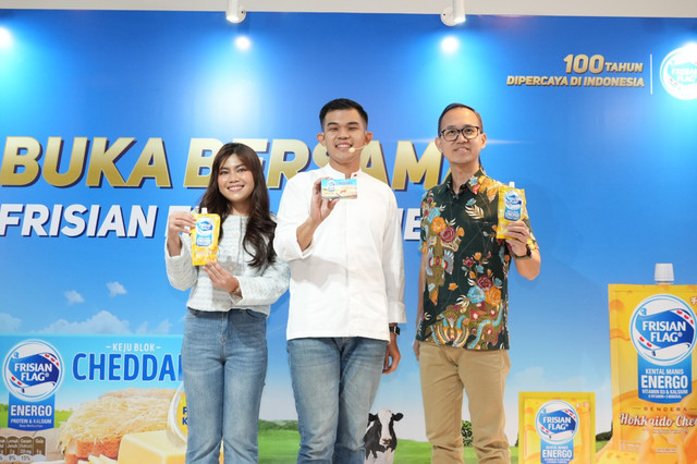 Frisian Flag luncurkan produk baru, kental manis hokkaido cheese dan keju blok cheddar. Foto: Frisian Flag. 