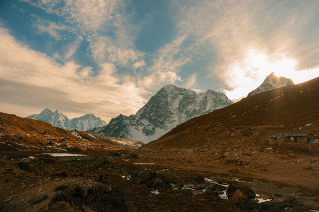 gunung tertinggi di Asia, Pexels/8Percent Media