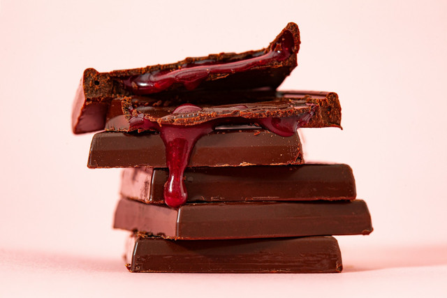 Makanan dari Huruf C. Foto: Cokelat. Sumber Unsplash Michele Blackwell