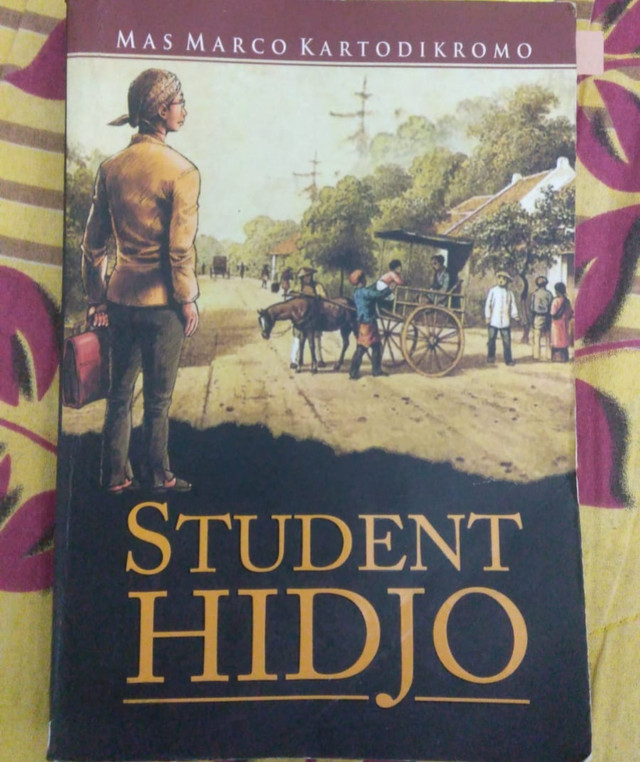 Kesilmagan siklar porno Ofisda etuk ayol bilan jinsiy aloqa