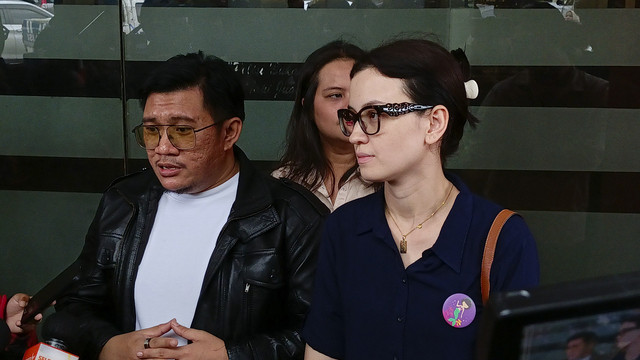 Artis Kimberly Ryder usai Jalani Mediasi Di Polres Metro Jakarta Selatan. Foto: Aprilandika Pratama/kumparan