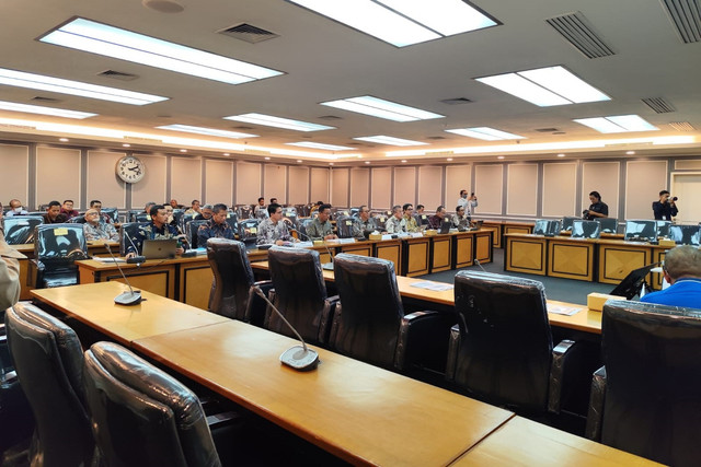 Suasana rapat kerja Komisi XIII DPR RI bersama Sekretaris Kemensetneg, Dirut PPKGBK & Dirut PPK Kemayoran di Kompleks Parlemen Senayan, Jakarta, Rabu (19/3/2025). Foto: Luthfi Humam/kumparan