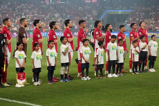 Pemain Timnas Indonesia saat melawan Timnas Australia pada pertandingan Ronde 3 Kualifikasi Piala Dunia 2026 di Sydney Stadium,Sydney, Australia, Kamis (20/3/2025). Foto: Mark Baker/AP Photo