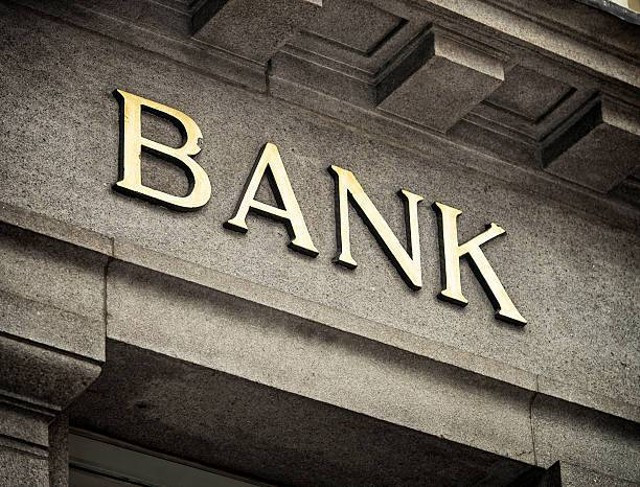 Ilustrasi bank bca libur lebaran 2025 tanggal berapa - Sumber: unsplash.com/georgeclerk