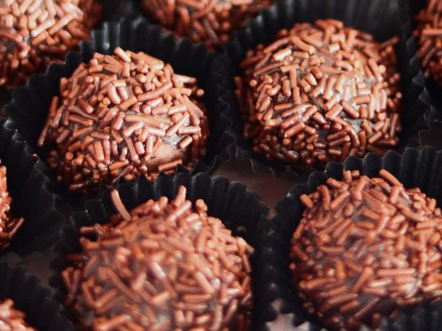 Ilustrasi Resep Kue Kering 3 Bahan Tanpa Oven dan Mixer. Sumber: unsplash/ Meggy Kadam Aryanto