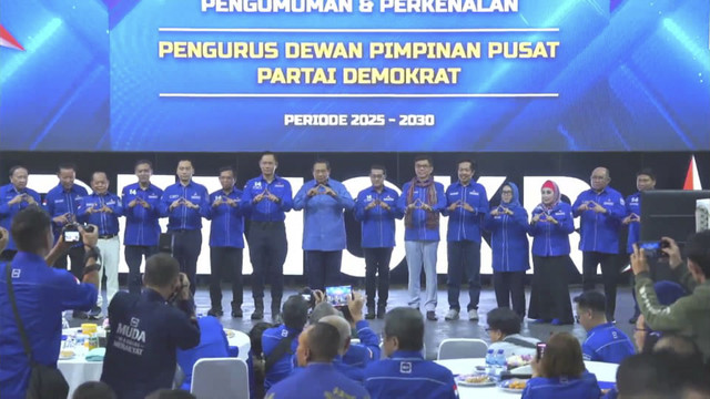 Suasana pengumuman pengurus DPP Partai Demokrat Periode 2025-2030 di Kantor DPP Demokrat, Minggu (23/3/2025). Foto: YouTube/ Partai Demokrat 