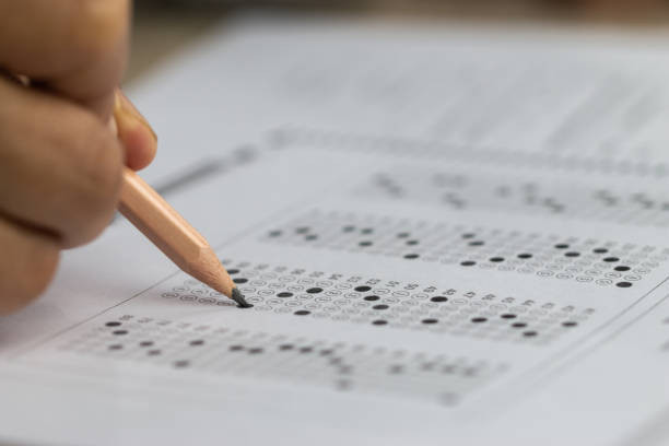 Ilustrasi Biaya Pendaftaran Utbk 2025, Foto: Unsplash/smolaw11.