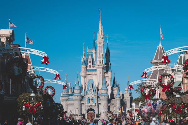 Ilustrasi Film Disney Terbaru 2025. Pexels/Craig Adderley