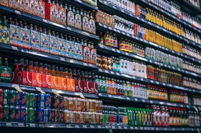 Ilustrasi minuman dari huruf h di Indomaret. Sumber foto: Pixabay/ igorovsyannykov