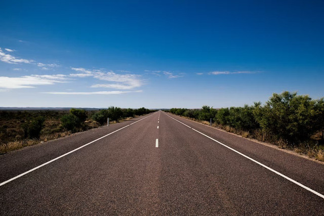 Tol MBZ KM Berapa dari Cikampek? Foto hanya ilustrasi, bukan tempat yang sebenarnya. Sumber: Unsplash/Jay Wennington