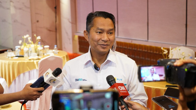 Senior Manager Komunikasi dan Umum PLN UID Jakarta Raya, Haris Andika dalam kegiatan Media Briefing Kesiapan Pasokan Listrik Idul Fitri 2025 (24/03). Foto: PLN UID Jakarta