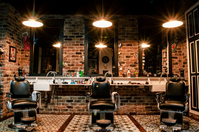 Barbershop di Cinere. Foto hanya ilustrasi, bukan tempat sebenarnya. Sumber: unsplash.com/Nathon Oski.