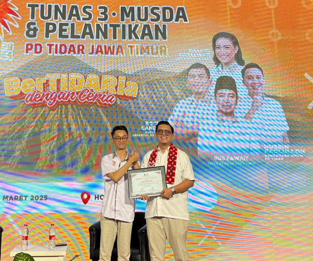 Hendy Setiono (kanan). Foto: Istimewa 