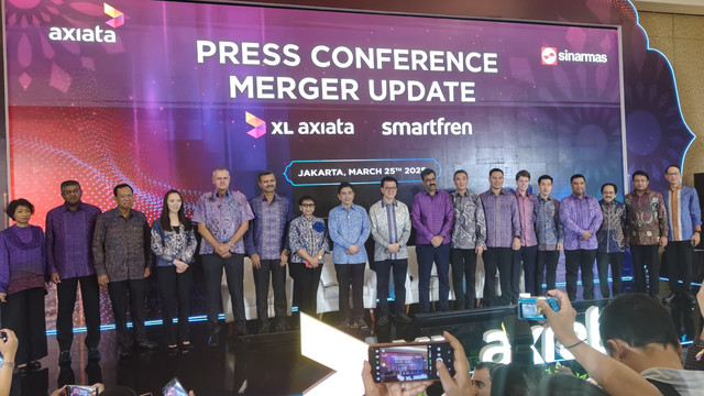 Dewan direksi dan para komisaris XLSmart. Foto: Muhammad Fikrie/kumparan