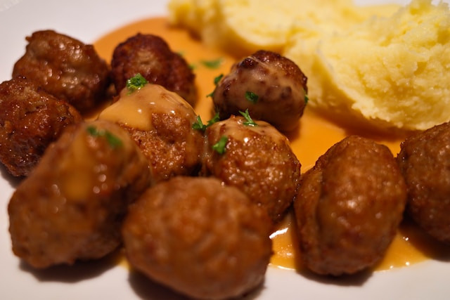 Rekomendasi Bakso Kemasan yang Enak. Foto hanya ilustrasi. Sumber foto: Unsplash/1Click