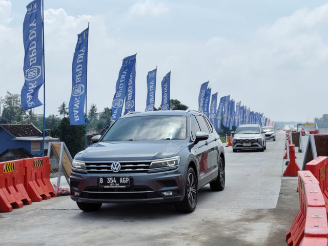 Suasana exit tol fungsional Tamanmartani, Kalasan, Kabupaten Sleman, Kamis (27/3). Foto: Arfiansyah Panji/kumparan