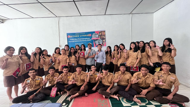 Pengunjung Rumah Baca Karo Initiative, Komunitas Literasi di Sumut. Foto: dok/istimewa