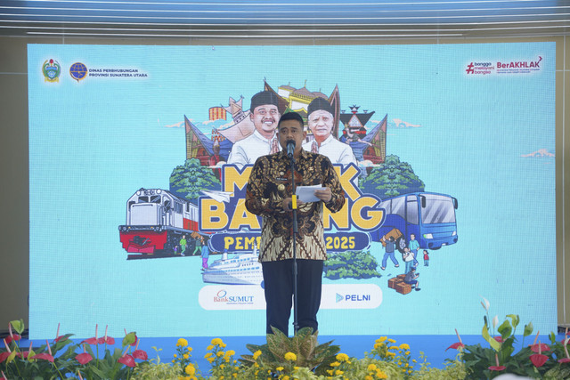 Gubernur Sumatera Utara Bobby Nasution lepas mudik gratis Pemprov Sumut pada Kamis (27/3/2025). Foto: Istimewa