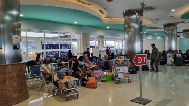 Situasi Terminal Penumpang Gapura Surya Nusantara (GSN) Pelabuhan Tanjung Perak Surabaya, Kamis (27/3/2025). Foto: Farusma Okta Verdian/kumparan