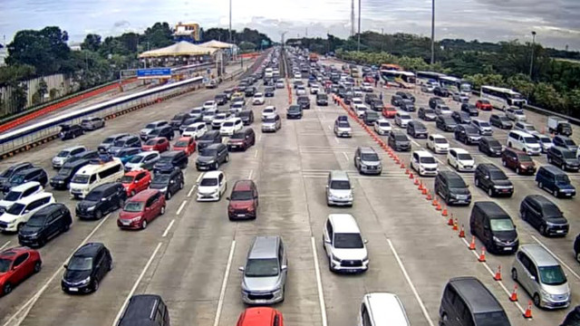 Kondiis Tol Jakarta-Cikampek. Foto: Dok. CCTV Travoy Jasa Marga