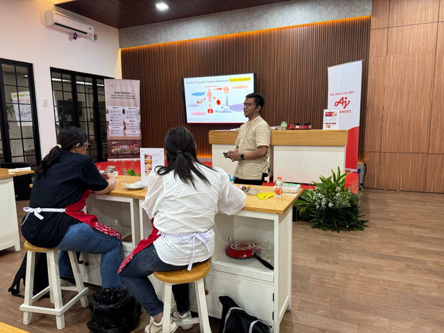 Ajinomoto mengadakan kegiatan literasi ‘Ngabuburit Sehat Bersama Ajinomoto' untuk membantu masyarakat tetap sehat saat puasa hingga setelah Hari Raya Idulfitri. Foto: dok. Ajinomoto